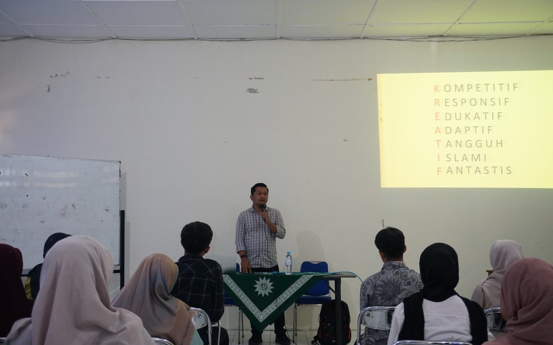 Pembekalan Mahasiswa Peserta PKB Program Magang di Sekolah Program Kompetisi Kampus Berdampak Tahun 2025